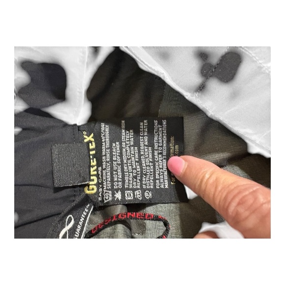 Outdoor Research Gore-Tex pants size L waist 34 length 31 - Picture 8 of 10
